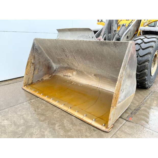 2011 Volvo L120G-43918927