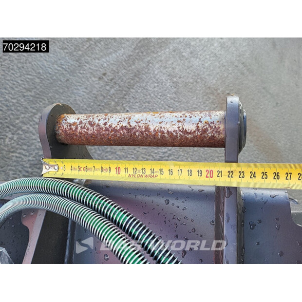 2025 Volvo S40-43918945