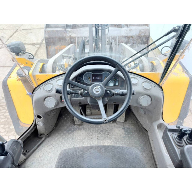 2019 Volvo L220H-43918959
