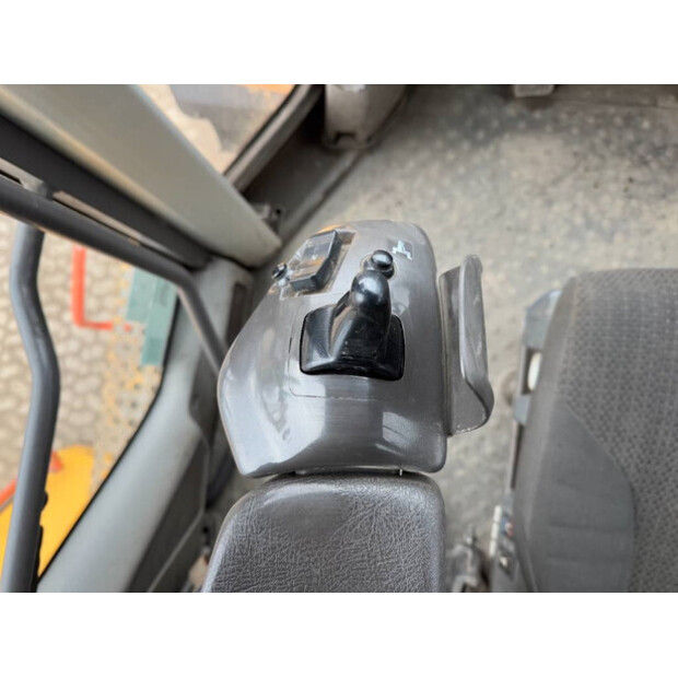 2019 Volvo L220H-43918960