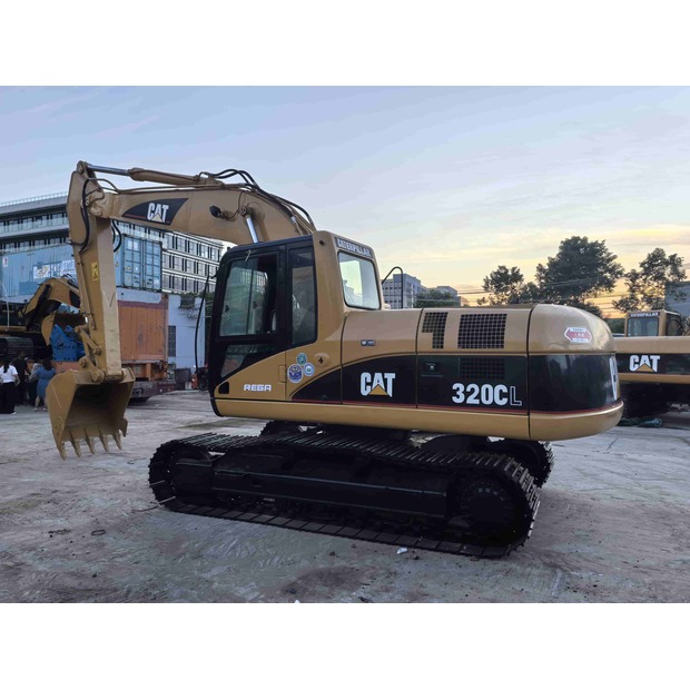2018 Caterpillar 320CL-43919707
