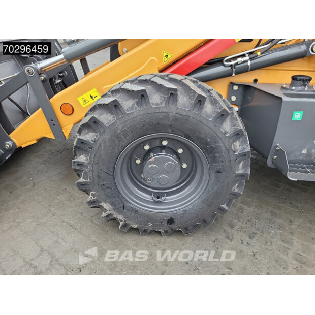 2025 CASE 570SV-43919981