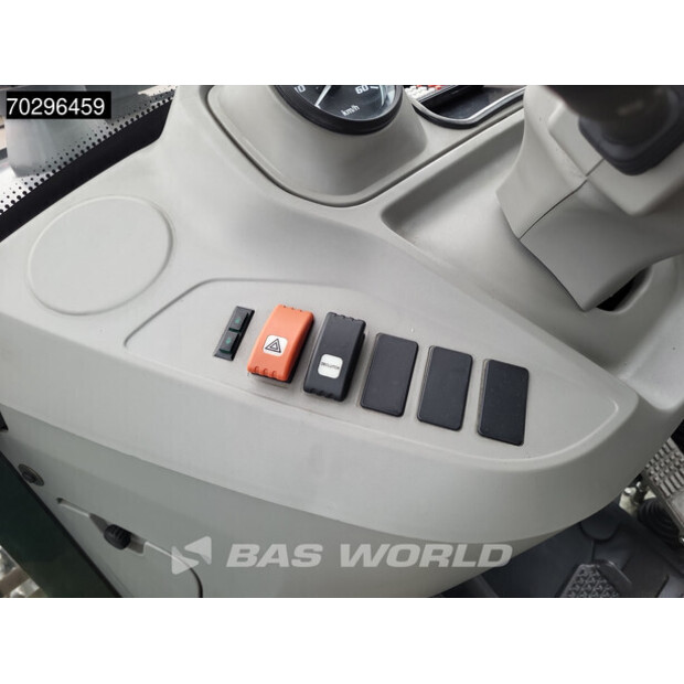 2025 CASE 570SV-43919996