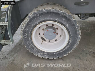 2018-fuchs-mhl320-1388383-43920083