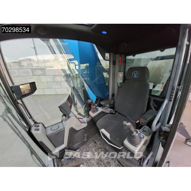 2018 FUCHS MHL320-43920087