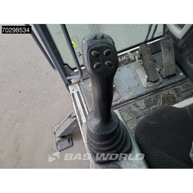 2018 FUCHS MHL320-43920088