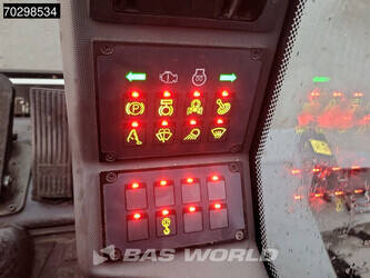 2018-fuchs-mhl320-1388383-43920091