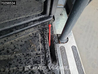 2018-fuchs-mhl320-1388383-43920096