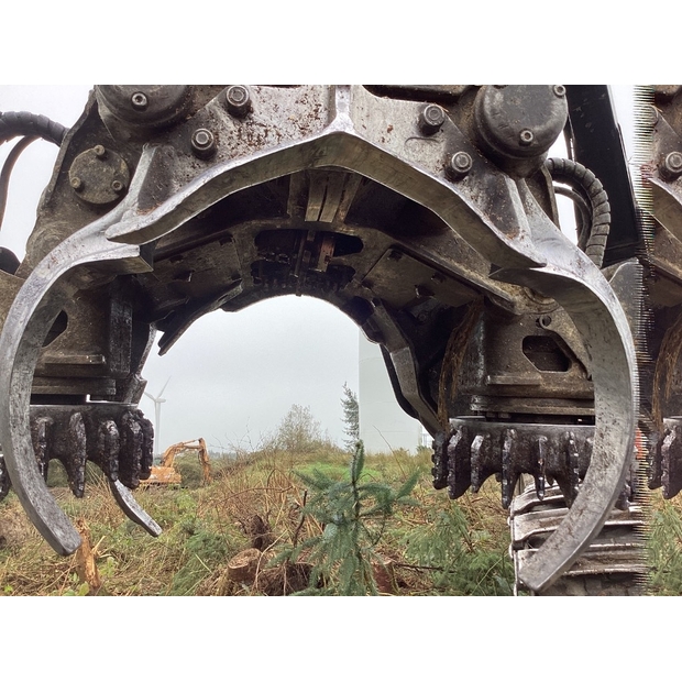 2010 Komatsu 4-43923942