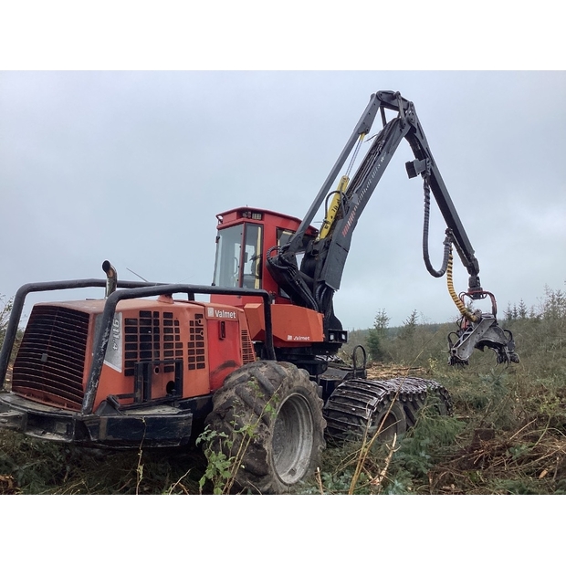 2010 Komatsu 4-43923946