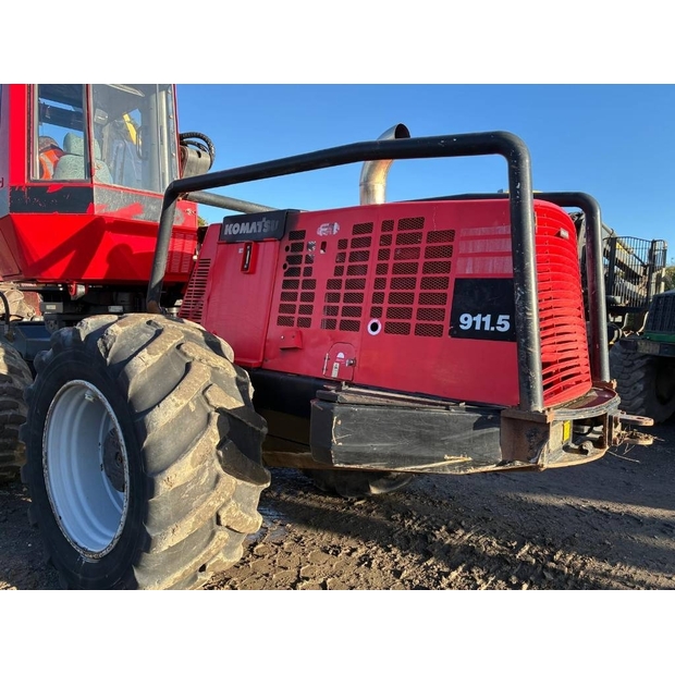 2011 كوماتسو 5-43924059
