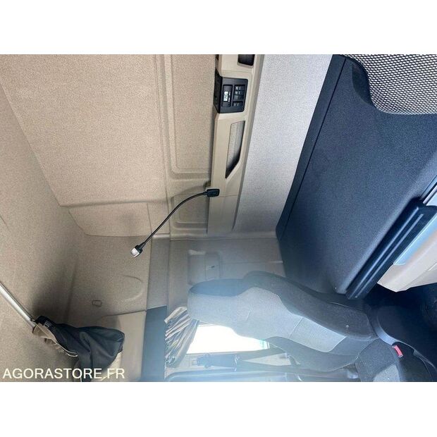 2019 مان 19.500-43933727