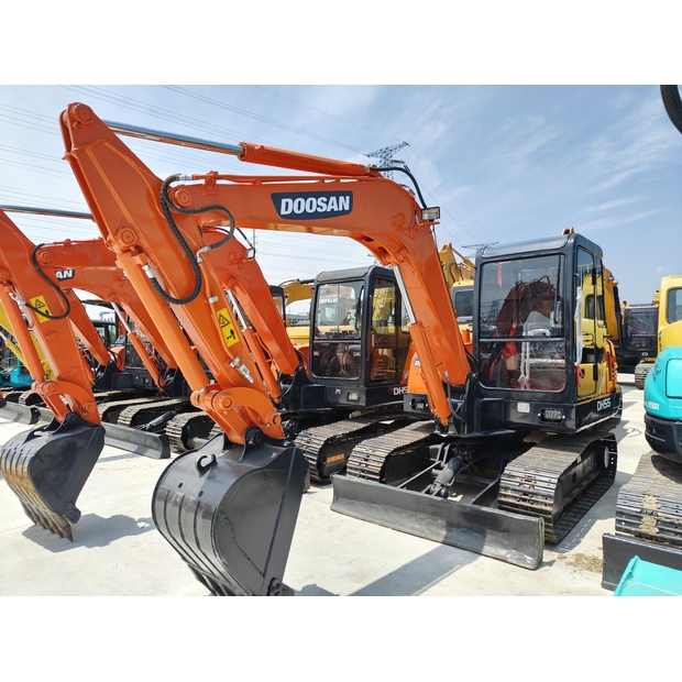 2023 Doosan DH55-43934269