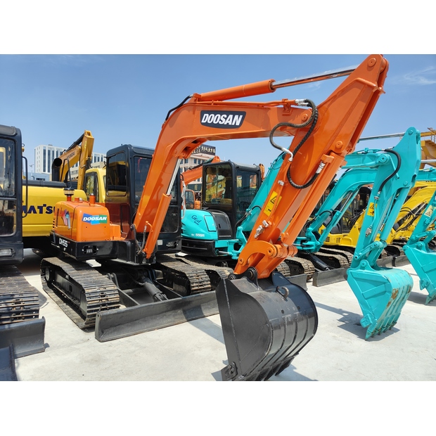2023 Doosan DH55-43934270