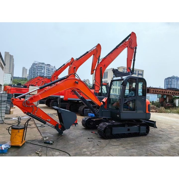 2024 Doosan DH60-43934279