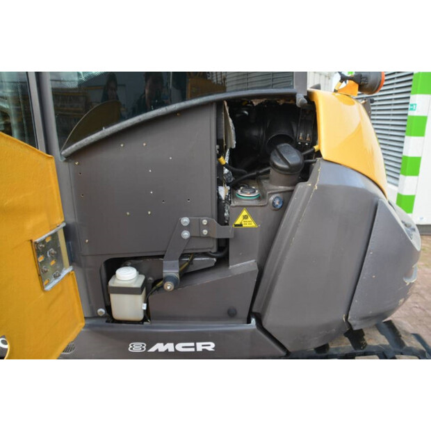 2015 ميكالاك 8 MCR-43934338