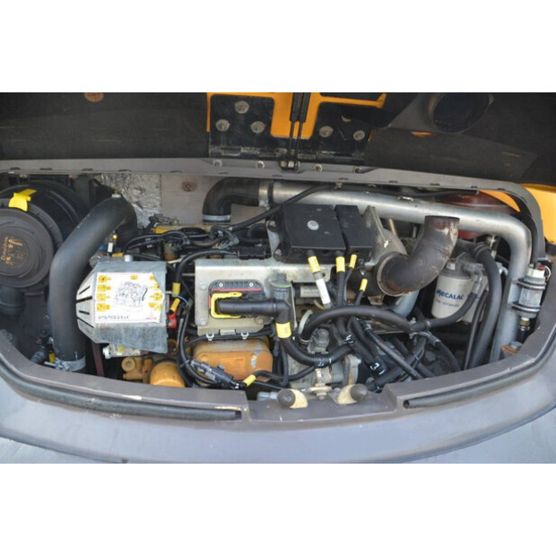 2015 ميكالاك 8 MCR-43934341