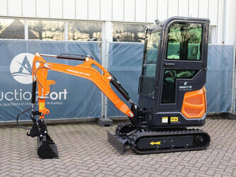 صورة ل حفارات 2025 Cougar XT-18U