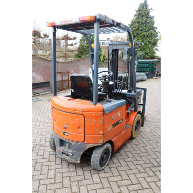 2009 هيلي CPD15-43934932