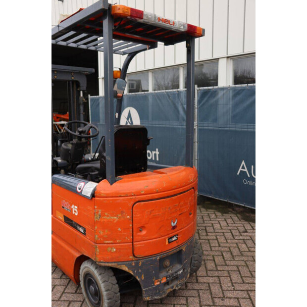 2009 هيلي CPD15-43934946