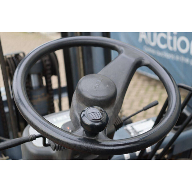 2009 هيلي CPD15-43934954