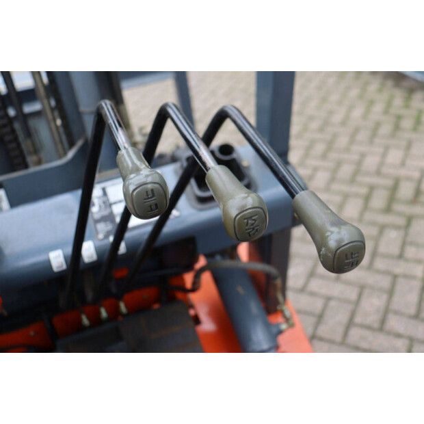 2009 هيلي CPD15-43934955