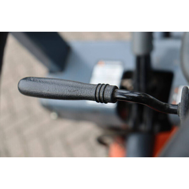 2009 هيلي CPD15-43934957