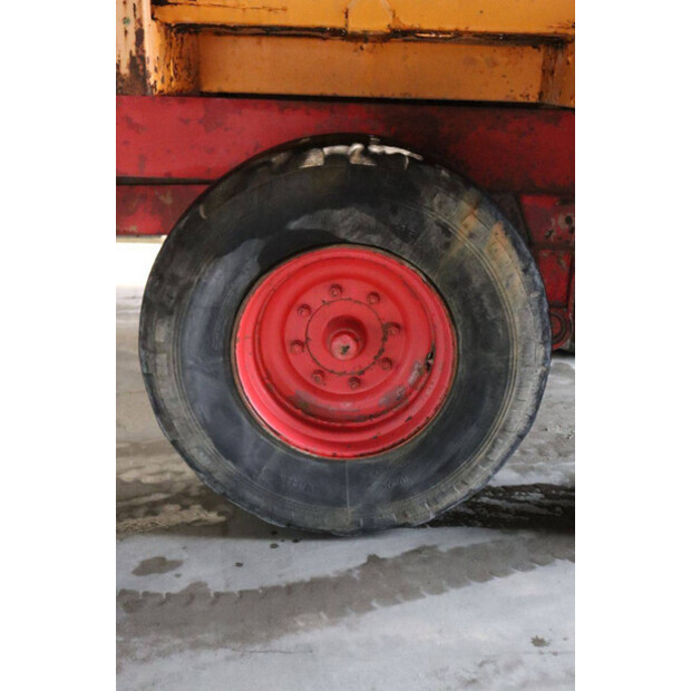 1977 ميديم HST 12-43935638