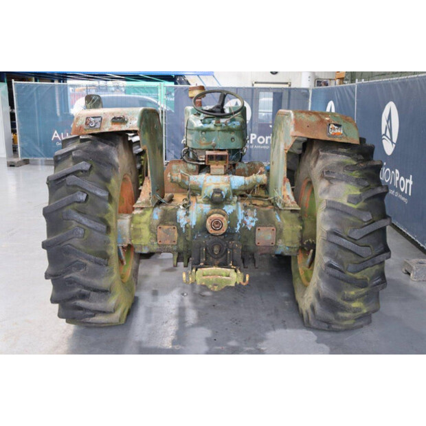 Ford County 1004-43935818