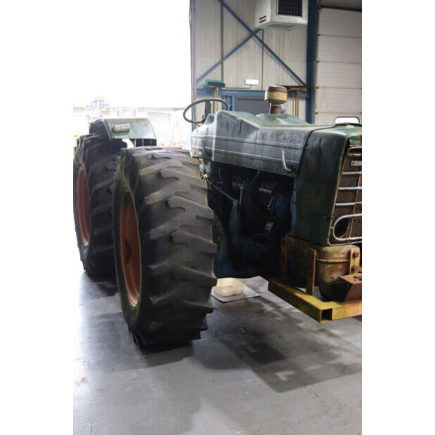 Ford County 1004-43935820