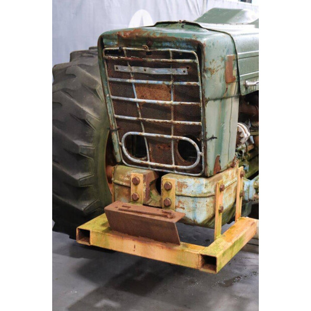 Ford County 1004-43935823