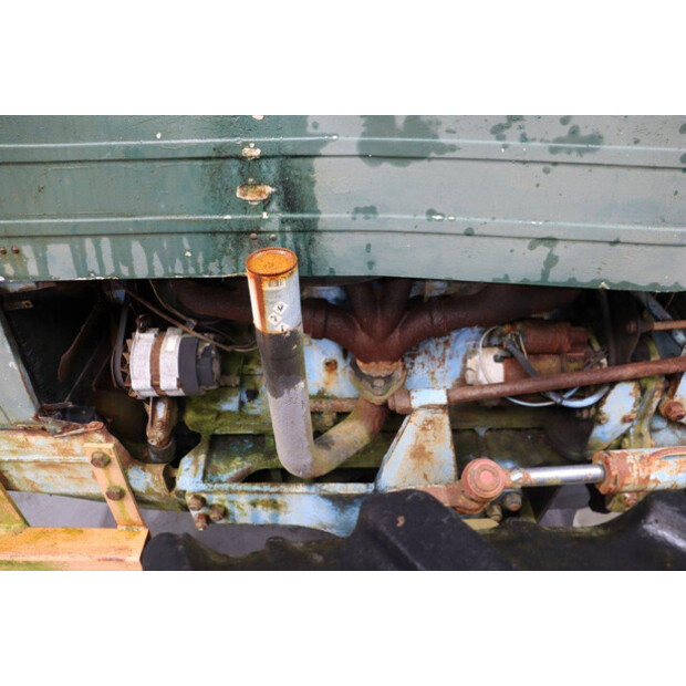 Ford County 1004-43935827