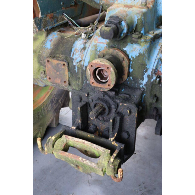 Ford County 1004-43935830