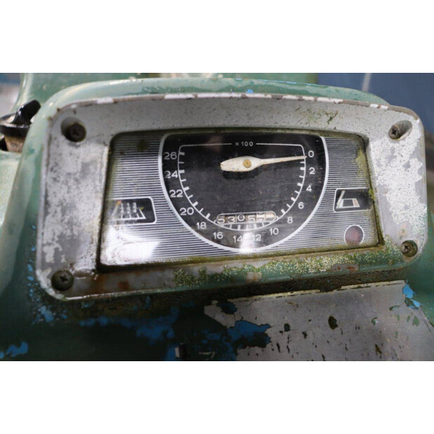 Ford County 1004-43935835