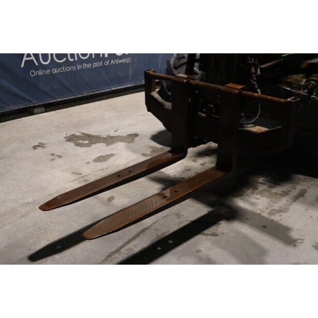 1998 ميرلو P35.7 EVT-43935917