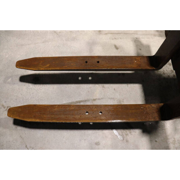 1998 ميرلو P35.7 EVT-43935918