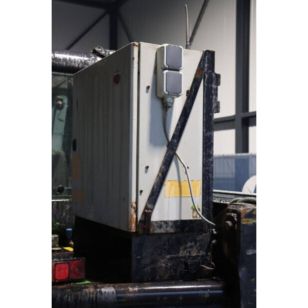 1998 ميرلو P35.7 EVT-43935928