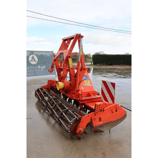 2000 Kuhn HRB302D-43936090