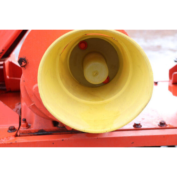 2000 Kuhn HRB302D-43936097