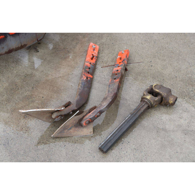 2000 Kuhn HRB302D-43936103