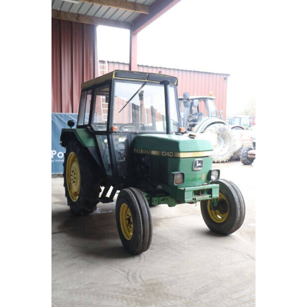 JOHN DEERE 1040-43936400