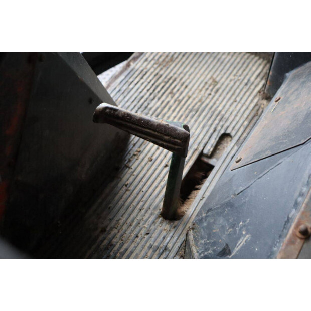 JOHN DEERE 1040-43936420