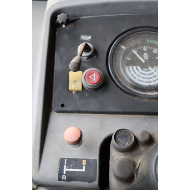 JOHN DEERE 1040-43936423