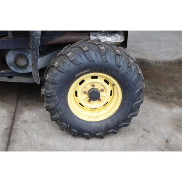 JOHN DEERE Gator-43936473