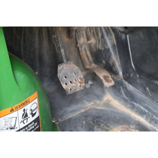 JOHN DEERE Gator-43936487