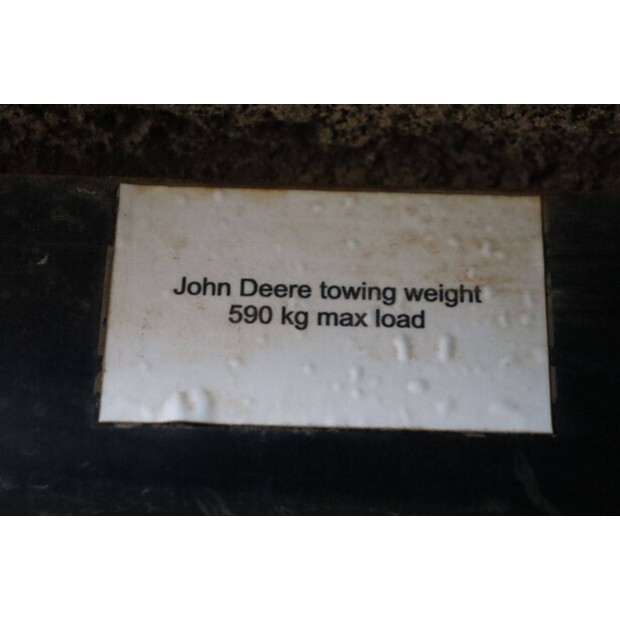 JOHN DEERE Gator-43936495