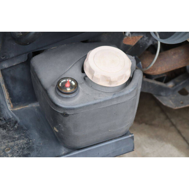 JOHN DEERE Gator-43936496