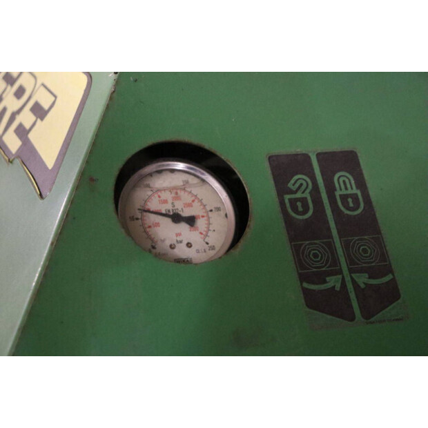 2009 JOHN DEERE CC388-43936551