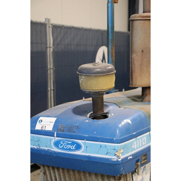 1989 Ford 4110-43936703