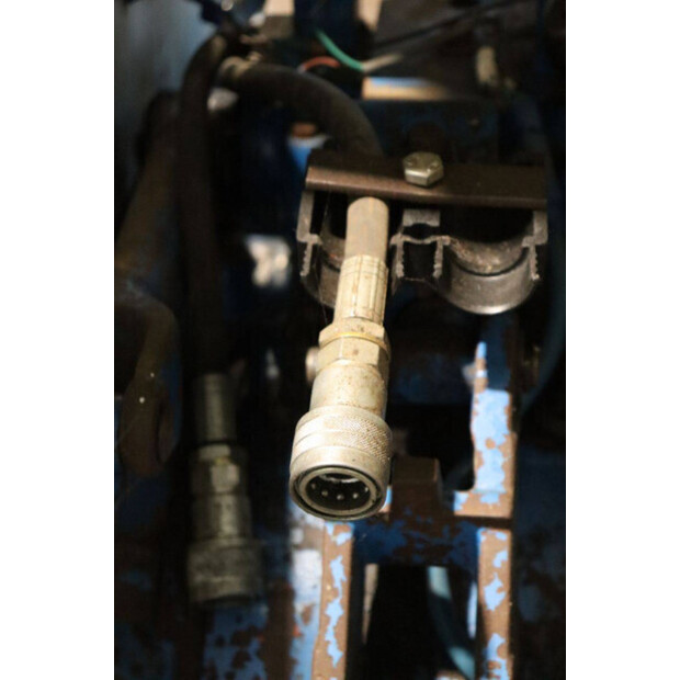 1989 Ford 4110-43936714